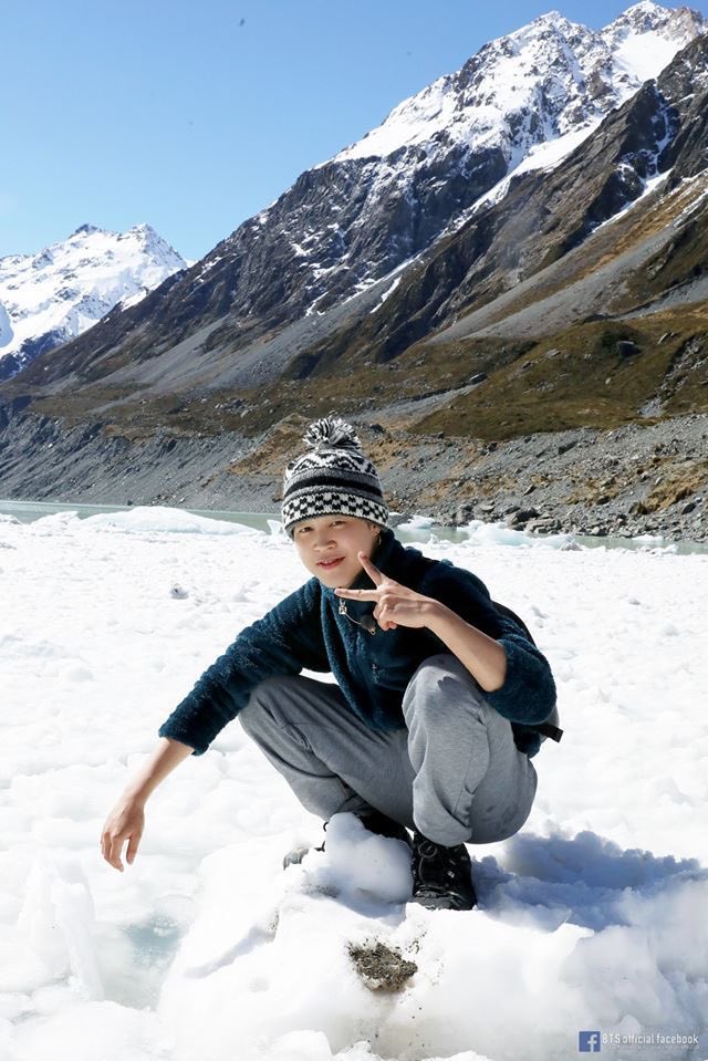 imagine traveling with jikook 