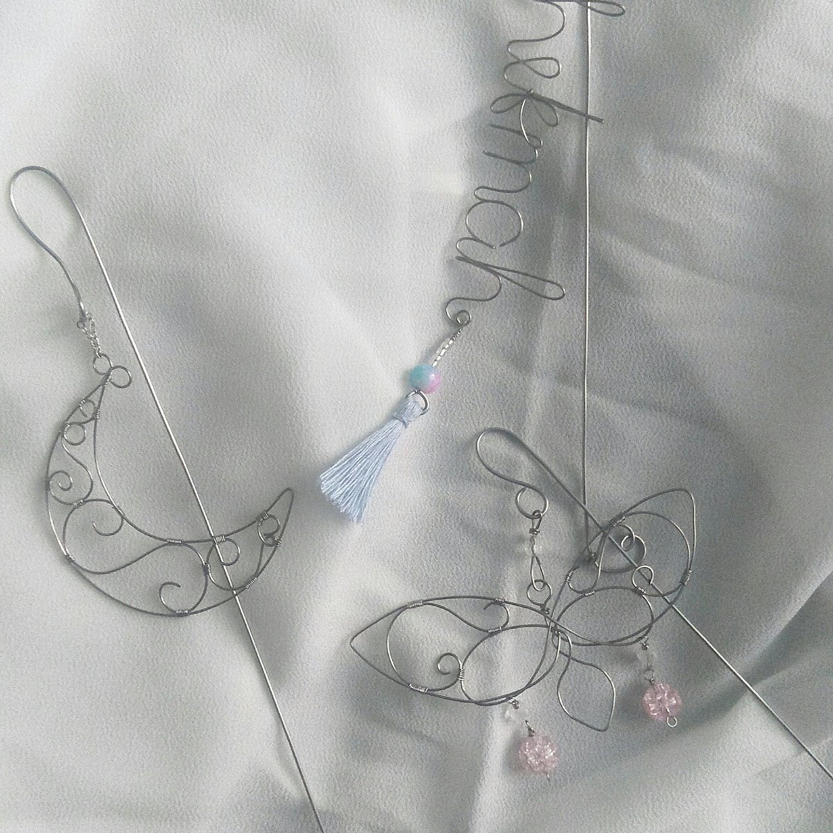 deyyolhikmah's tweet photo. Psst psst...Do you want to know something?

Deyyol's is officially open🎉
We're selling 100% homemade Wire Art here. 

More item will coming soon!

Here some details for our design you can custom from us😉

This is thread⬇ https://t.co/cPRqP4fizv