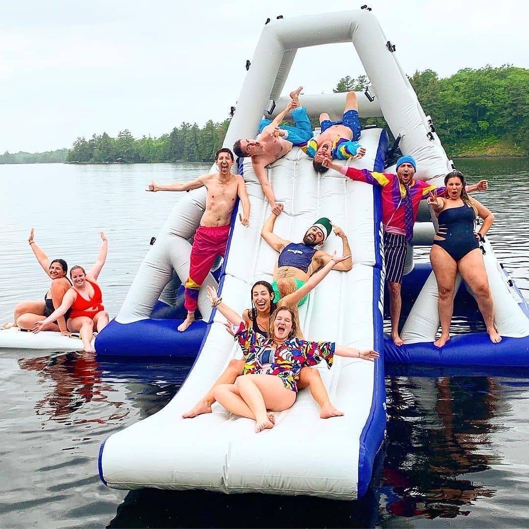 No one likes Mondays....unless you get to do this (and get paid for it 😀)! Apply now to work at camp THIS Summer in 🇺🇸 or 🇨🇦 #CCUSA #CCUSAStrong #BestSummer Ever #Travel #Explore #WorkandTravel #GapYearTravel #WorkAbroad #LoveVolunteers #CampCounselor #PickYourAdventure