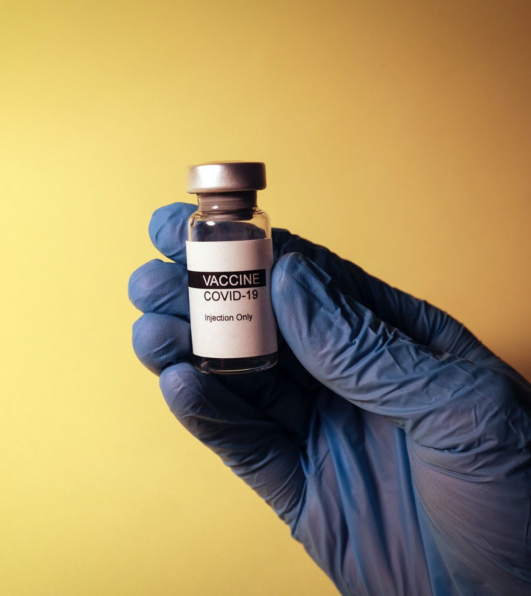 gangadharansind's tweet photo. At @sap, we push boundaries to help the #WorldRunBetter. It gives me immense pleasure and pride to share that 17 of the #top20 #vaccine producers run #SAP. The world is slowly getting back on its feet and we are proud to do our bit. @saplabsindia #AHMHighlights https://t.co/2Lu7cZBjZ9