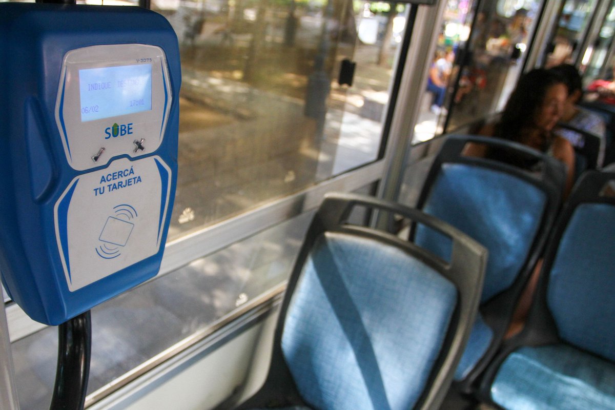 Cómo tramitar los beneficios #SUBE para el sector educativo.
Quienes ya tengan su abono, mediante una #SUBE registrada a su nombre, solo deberán realizar la renovación del mismo pasando la tarjeta por una Terminal Automática (TAS).
Más info 👉mendoza.gov.ar/prensa/ciclo-l…