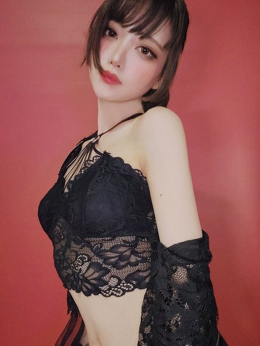 コスプレイヤーしろさきのTwitter画像30