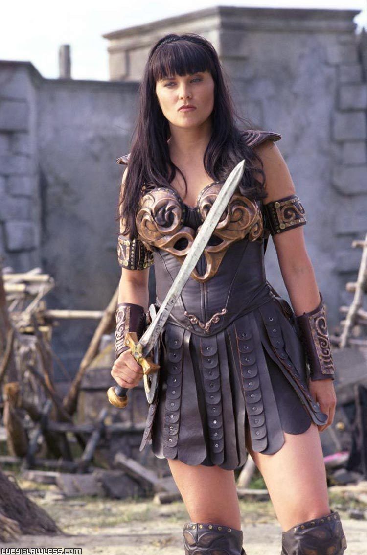 12. Lucy Motherfucking Lawless dans Xena la Guerrière.