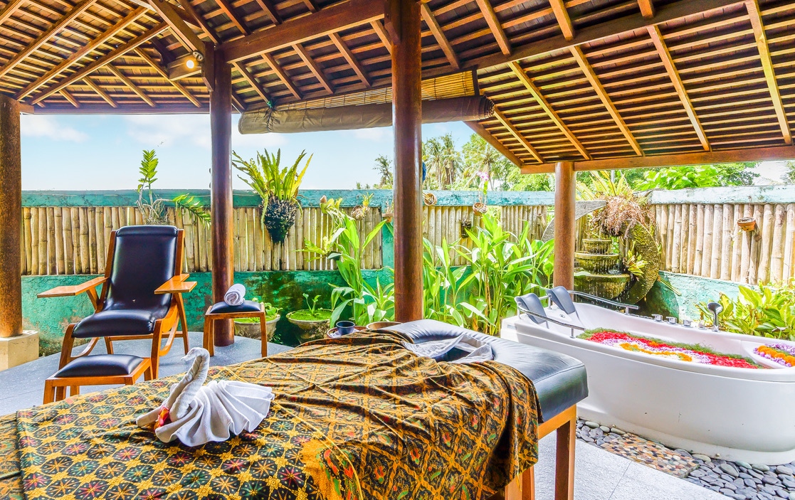 TheFloatingLeaf's tweet photo. “Some of us think that holding on makes us strong; but sometimes it is letting go.” ~Hermann Hesse
 #yogaretreats #wellbeingretreats #bestinBali  #pamperyourself #BaliHoliday #BaliVacation #bestBaliResort #SafeStayPromise #BaliRetreats #SpiritualBali #BaliHealers #permaculture https://t.co/jimiyVRJvG