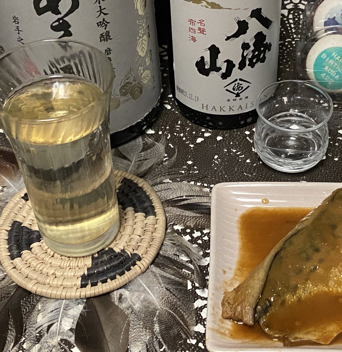 くろ お酒 お魚系 日本酒 お肉系 ジントニック なんか甘いの飲みたい 梅酒 日本酒は辛口が好きです でもなんでも飲みます ジントニックは飲み出したらずっと飲んでる笑 もうここ一年ずっとお家飲みだなぁ 最近になって日本産の ジンを飲みたい くろ お酒 お魚系 日本酒 お肉系 ジントニック なんか甘いの飲みたい 梅酒 日本酒は辛口が好きです でもなんでも飲みます ジントニックは飲み出したらずっと飲んでる笑 もうここ一年ずっとお家飲みだなぁ 最近になって日本産の ジンを飲みたい