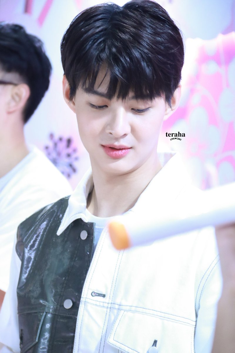 𝙮𝙤𝙪 𝙖𝙧𝙚 𝙖 𝙗𝙞𝙜 𝙥𝙧𝙚𝙨𝙚𝙣𝙩 𝙩𝙤 𝙢𝙮 𝙩𝙞𝙣𝙮 𝙬𝙤𝙧𝙡𝙙 🎁🤲
.
#Saint_sup