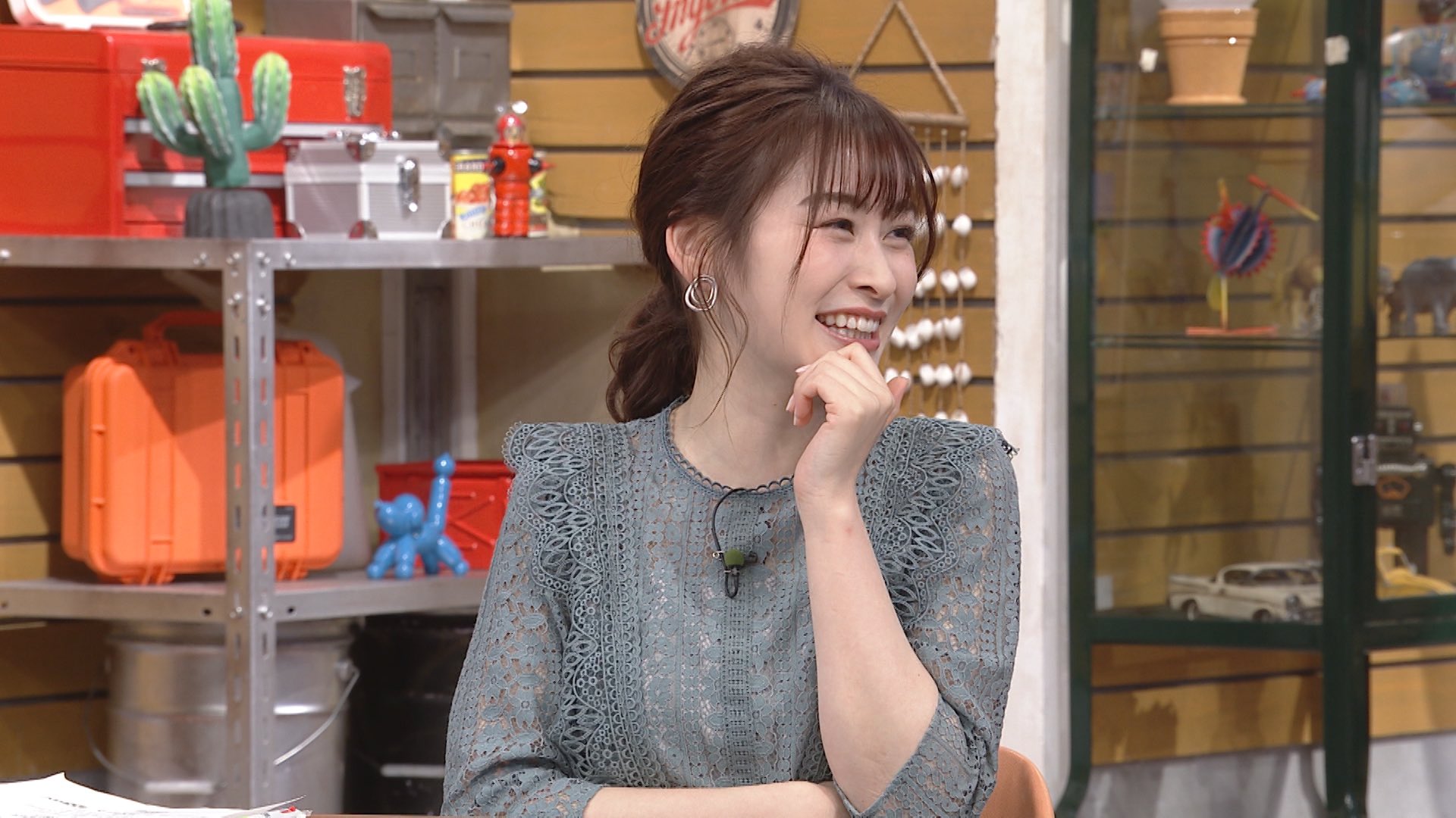 世界まる見え テレビ特捜部 スピンオフ 人気声優まる見えsp Tverで無料配信中 人気声優さん達に 岩田アナ が直撃しちゃいます 内田真礼 梶裕貴 佐倉綾音 岩田絵里奈 世界まる見え 下記リンクよりご覧いただけます T