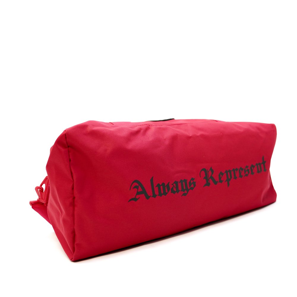RepresentLTD's tweet photo. NEW DROP: RED RUBBER PATCH DUFFEL BAGS HAVE ARRIVED 💯

https://t.co/u38ryYtB2r [always represent pvc silicone rubber patch duffel bags available in black X gray X red X khaki]

#represent #duffelbag #rubberpatch #pvcsilicone #realones #alwaysrepresent #rephard #neverestablished https://t.co/hEHYv4LcII