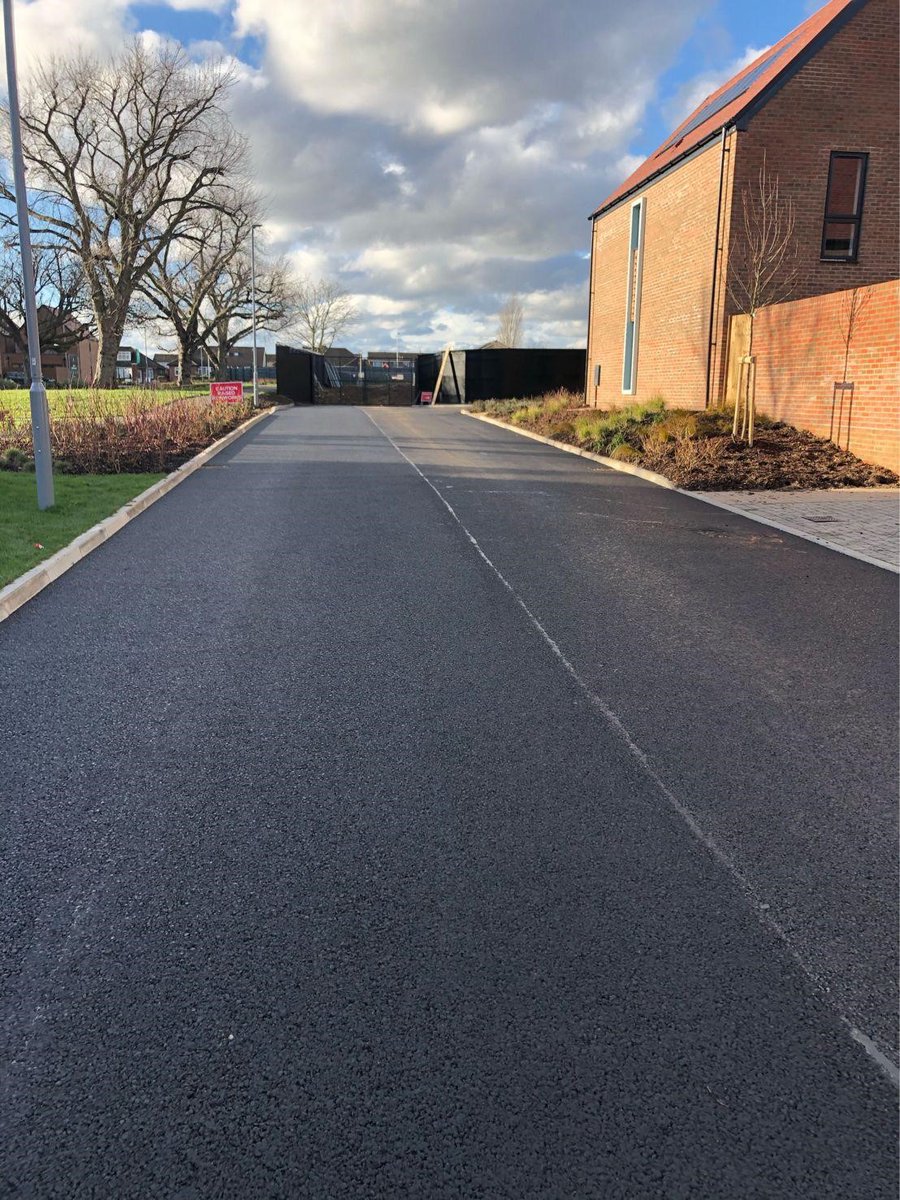 Knight Group are completing the next area of external finishes for our client Bellway London at St George’s Park. Works have progressed well despite the difficult weather conditions this winter. Great work from our site team as they help the client pursue a ‘Seal of Excellence’.