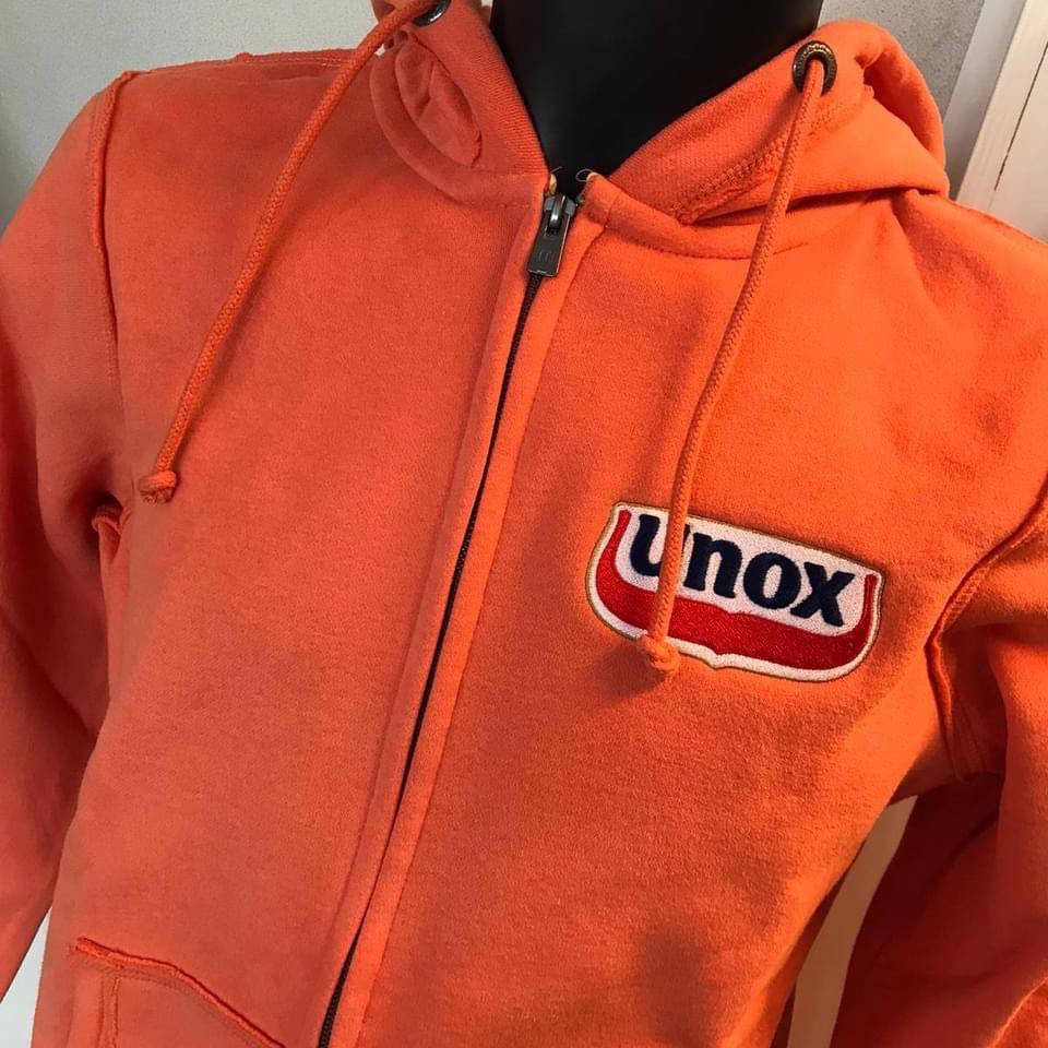 REPROTEX2012's tweet photo. #winterkleding met logo, snelle levering @REPROTEX2012 https://t.co/QoS8aCd6YT