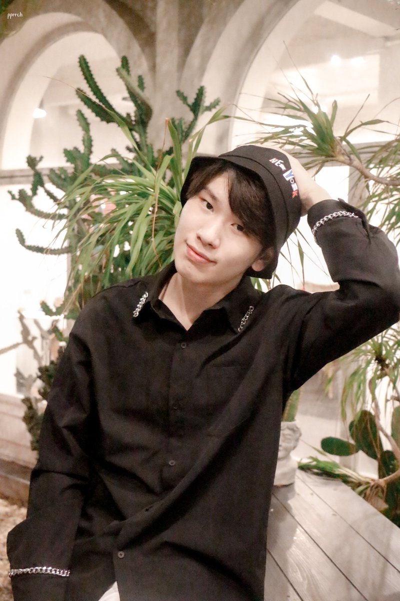 pprrch's tweet photo. หล่อจนปวดหัวเนยคับ ꔛ🖖🏻🤦🏻♂️´ˎ
🪄 #mic4ryu ✨ https://t.co/Yezzumn62Q