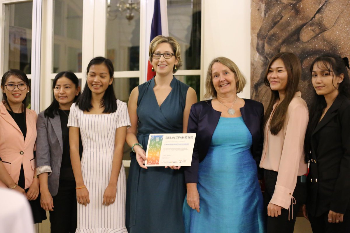 ukincambodia's tweet photo. H.E @tsredshaw was delighted to host the Women of Achievement Awards Night Reception and to present awards to three amazing women of achievement on 29 January. Huge congratulations to @SotheavyAt, Dr. Una Macarthy-Fakhry and Natalja Rodionova. https://t.co/n8ftbs11F2