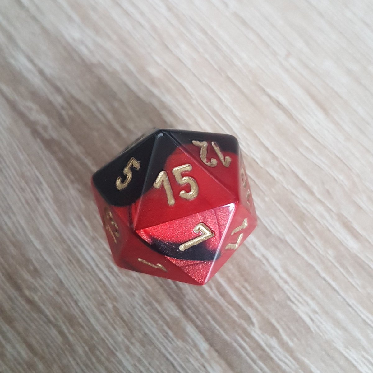 Roguetainment's tweet image. Since my everyday life is usually not very interesting, I roll a d20 every day so that I have something to tweet every day. :D

#dicediary #rollforit #dnd #dice #dailydice