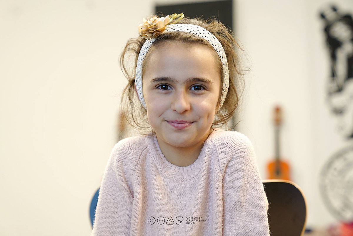 coafkids's tweet photo. Catching some quality #music when walking around the #COAFSMART Center?🎼🎶 You're near our Music room, where our students and Instructor Liza improvise with musical instruments and melodies of different genres🎸. 

#BacktoSMART has never felt so good!❤️ https://t.co/8i65Gtea0t