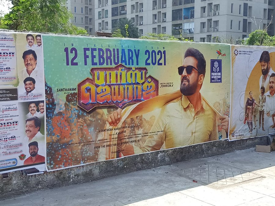 MKS_PAECR's tweet photo. #Santhanam's #ParrisJeyaraj posters across the city, In theatres from this Friday!
#ParrisJeyarajFromFeb12 

#JohnsonK @iamsanthanam
#LarkStudios @proyuvraaj https://t.co/d1nLsvsDo1