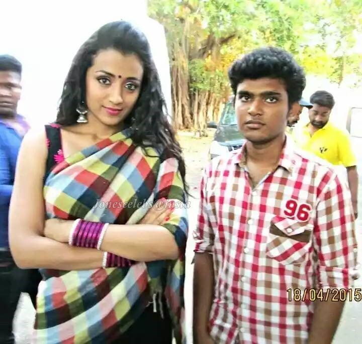 EtsWo1fVIAMTWN9?format=jpg&name=900x900