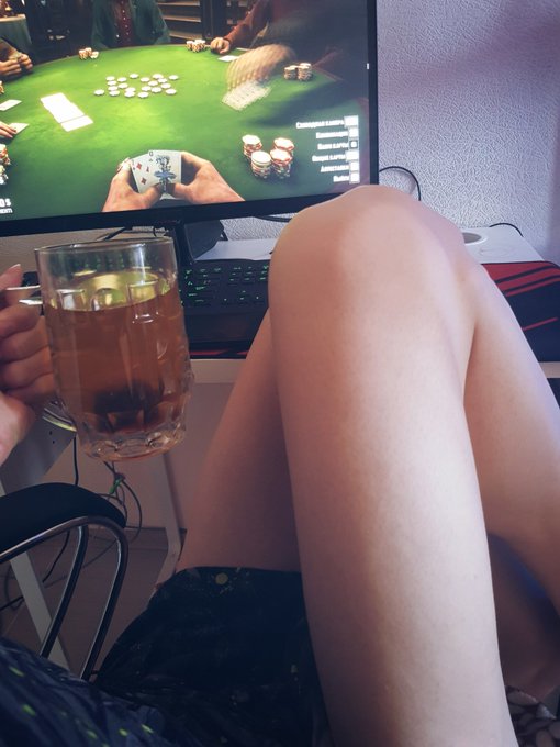 Скучн чёт, тем не менее good day to you all??
#femboy #gay #twink #nsfw #tg #cd #ladyboy #cuteboy #lewd