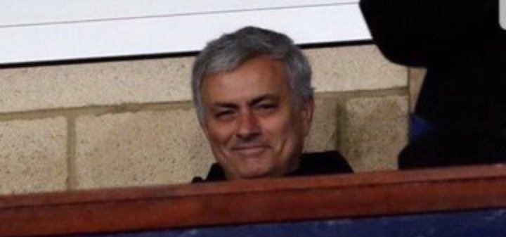 Sekzin_sa's tweet photo. Me as a nobody on this App watching all the drama from the sidelines 😂😭😭 https://t.co/wl3qhHHuNz