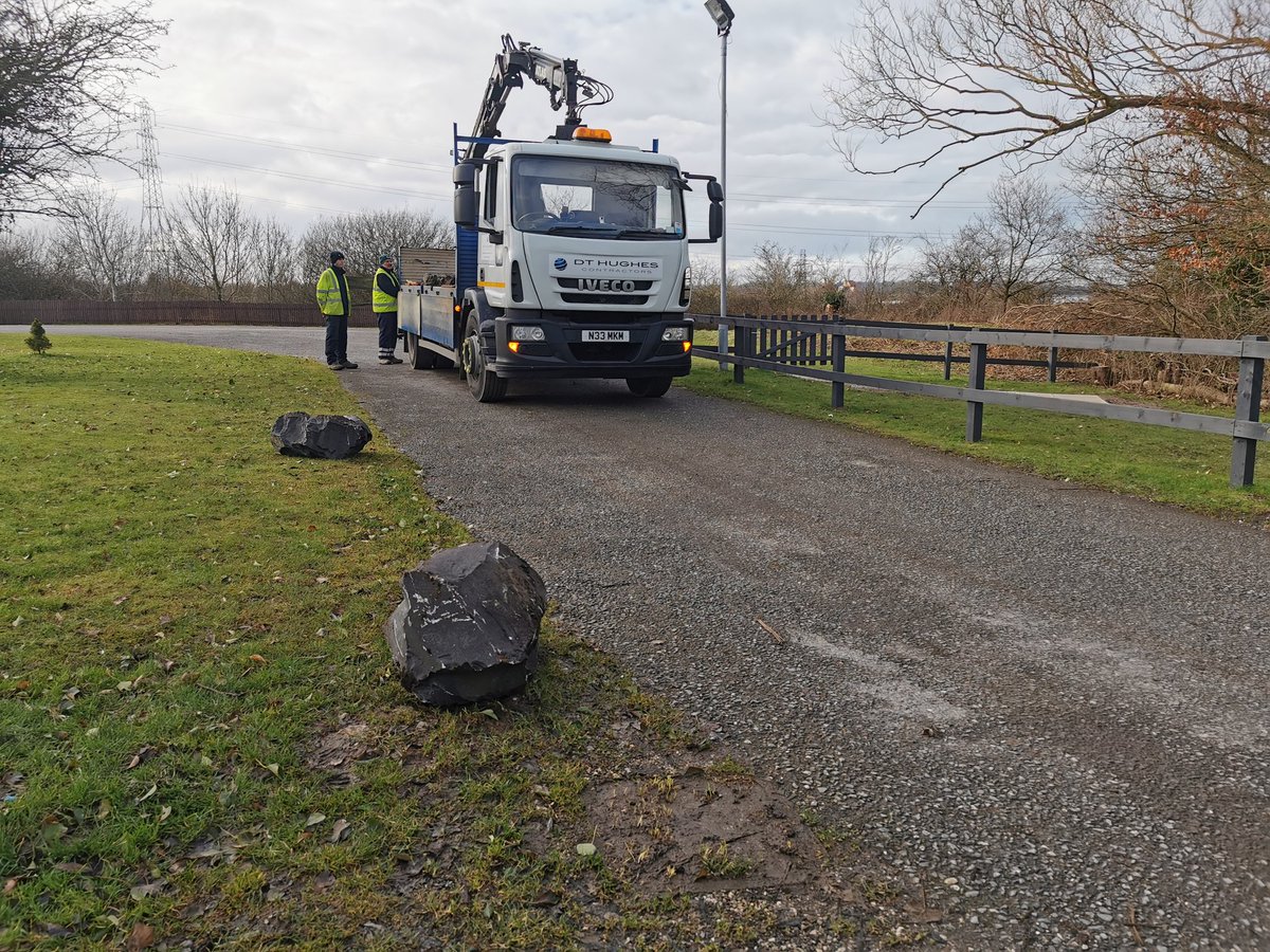 PrentonRUFC's tweet photo. Massive thanks to @DTHughesGroup for delivering and placing our path boulders to protect the grass verges around our community garden.. Cheers guys.. #communitygarden #mondaythoughts https://t.co/ErmUbCXype