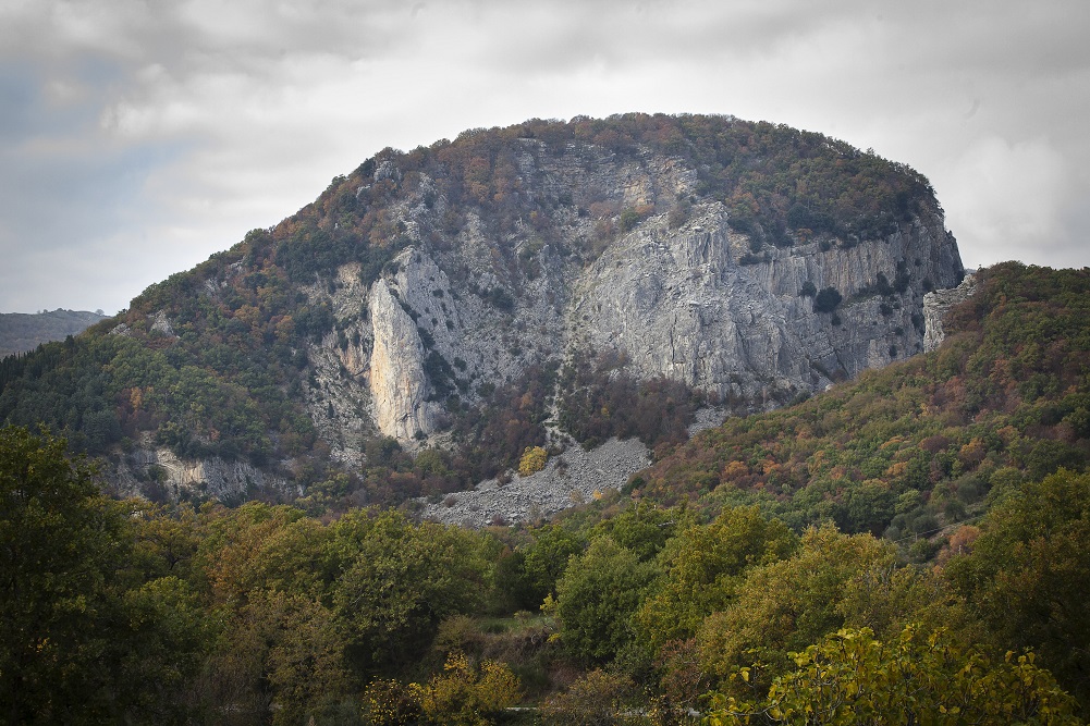 Oggi, come quando abbiamo iniziato, più di 60 anni fa, ci guida l'amore per il lavoro, l'attenzione per le materie prime, il rispetto per l'ambiente 😊

Il nostro ambiente, quello che da sempre portiamo nel cuore 💕