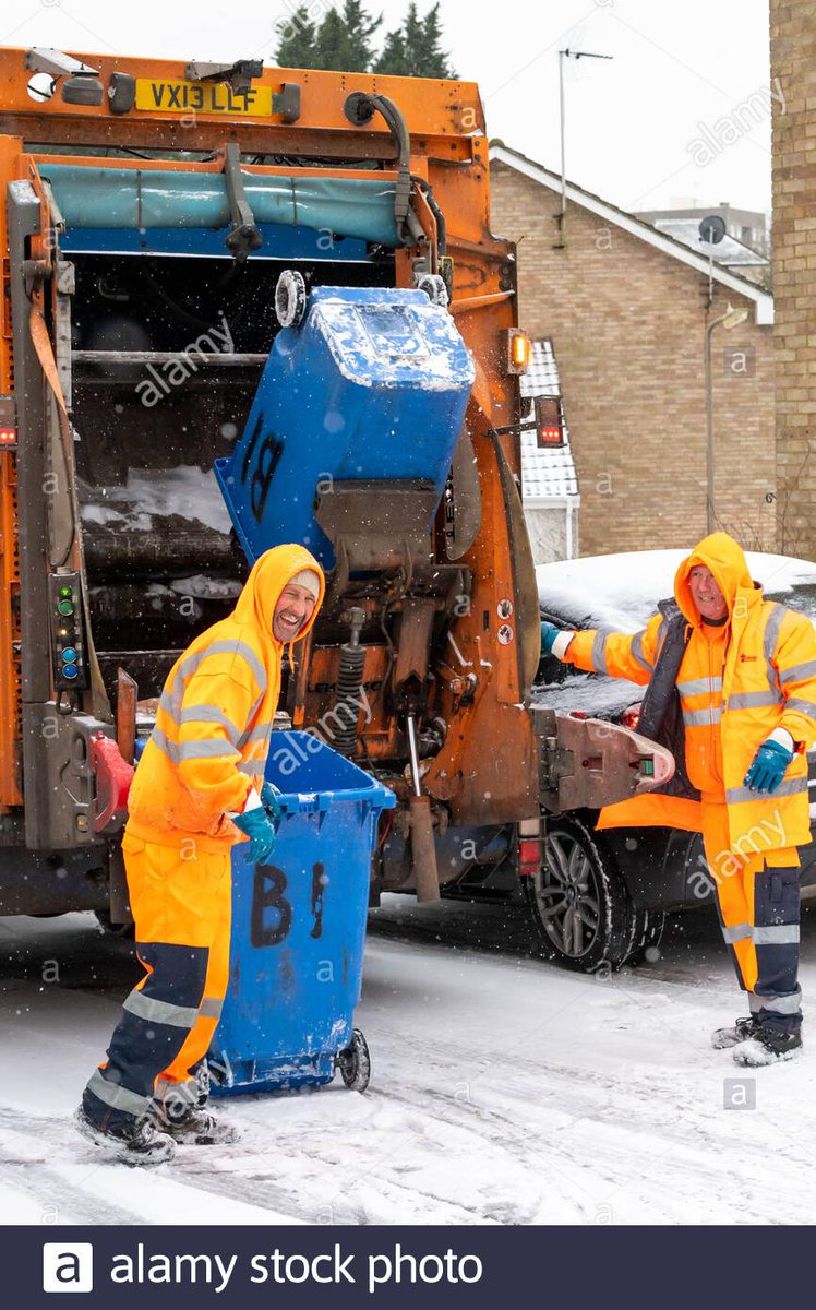 ianandmj's tweet photo. Let's remember the hard working.@Brentwood_BC  refuse collection workers out collecting the rubbish in the middle of #StormDarcy in #Brentwood #Essex .@AlamyNews https://t.co/X9wCYvlwZ4 https://t.co/PNlMW23avM