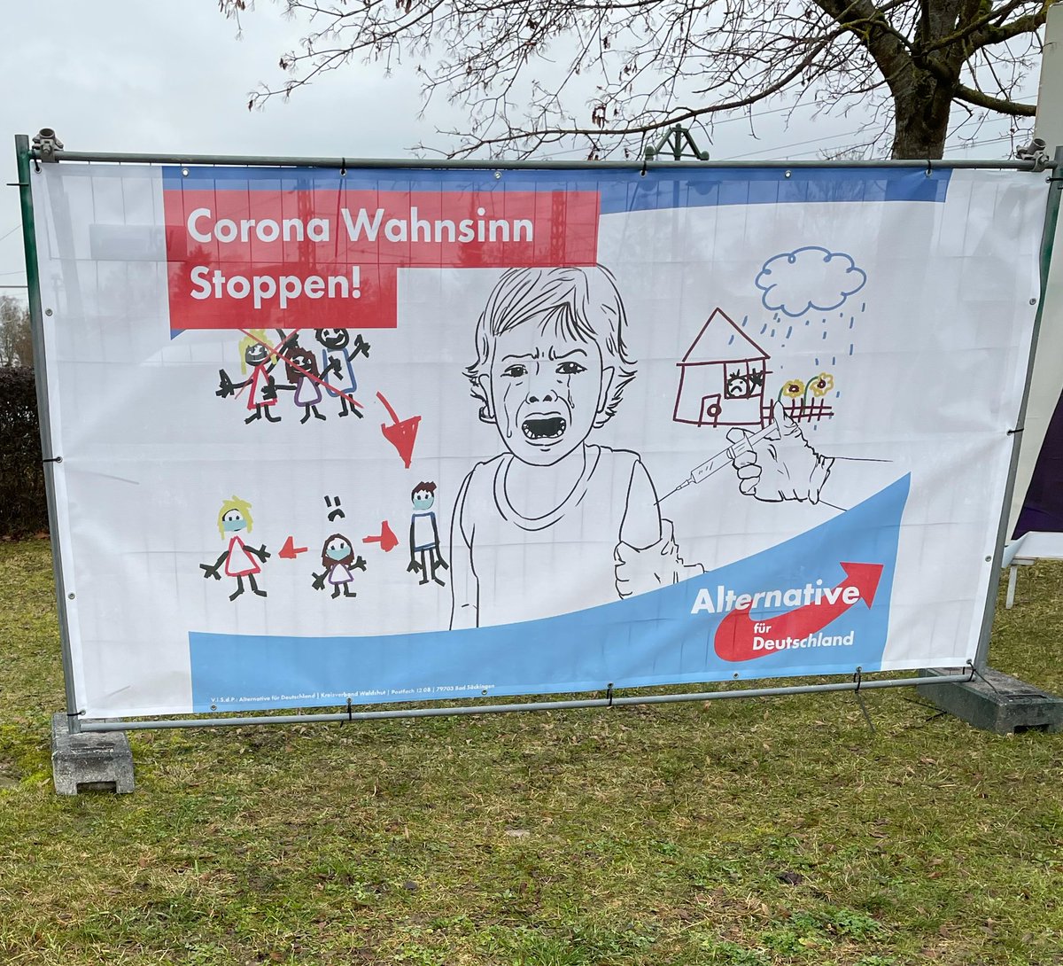 crit_turtle's tweet image. Wo sind die Jugendlichen mit ihren Spraydosen und Eddings wenn man sie mal braucht?