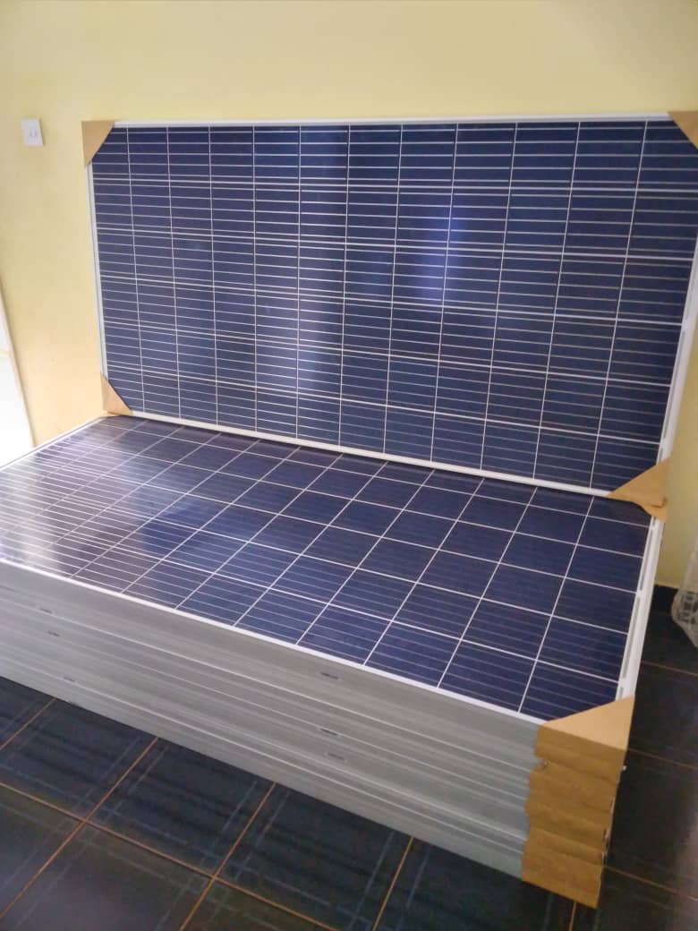 Hie guys I have decided that today we talk about Solar panels, i will tell you what they are, types of solar panels, trusted brands, also the does and don'ts! (A thread)