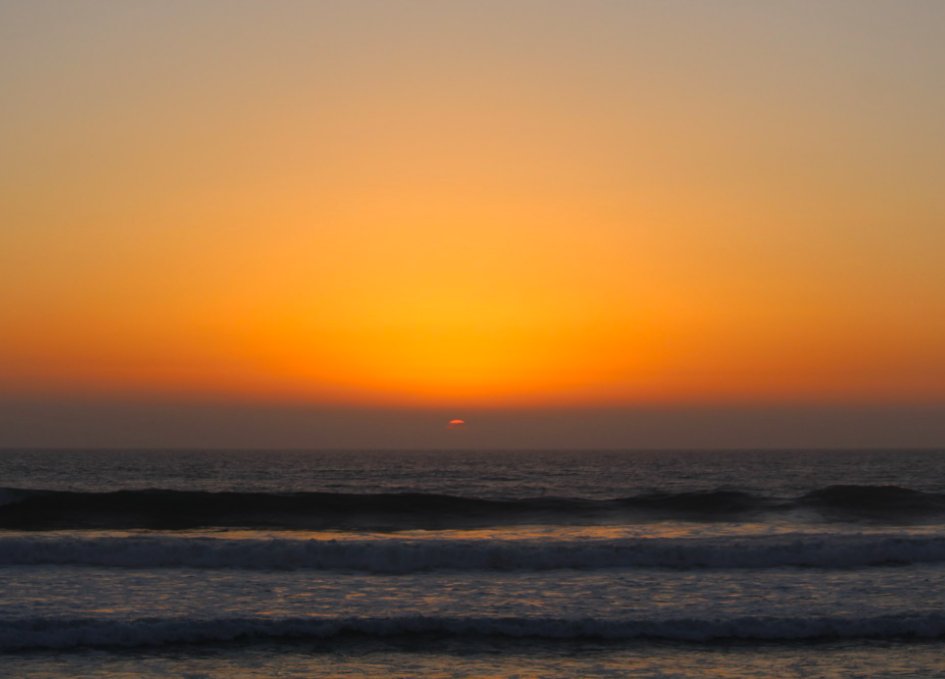 ShakaSurfMoroc's tweet photo. Sunset Spam
.
.
#morocco #sunset #sunsetlovers #surf #surfing #waves #oceanpotion #favouritecolours #burntorange #sunsetbliss #seastheday #sunsets #tamraght

https://t.co/PnsC2kXXPZ https://t.co/PJu6knrUmx