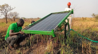 paynpump's tweet photo. *SUCCESS STORIES*
Innocent Komakech a farmer from Pader district says he is in love with his newly acquired system. It is effective, efficient, and is not afraid of planting any time of the year.
#PaynPump #Water #Waterpumping #solarwatersolutions #Uganda #farming #irrigation https://t.co/QyrTJjdWpl