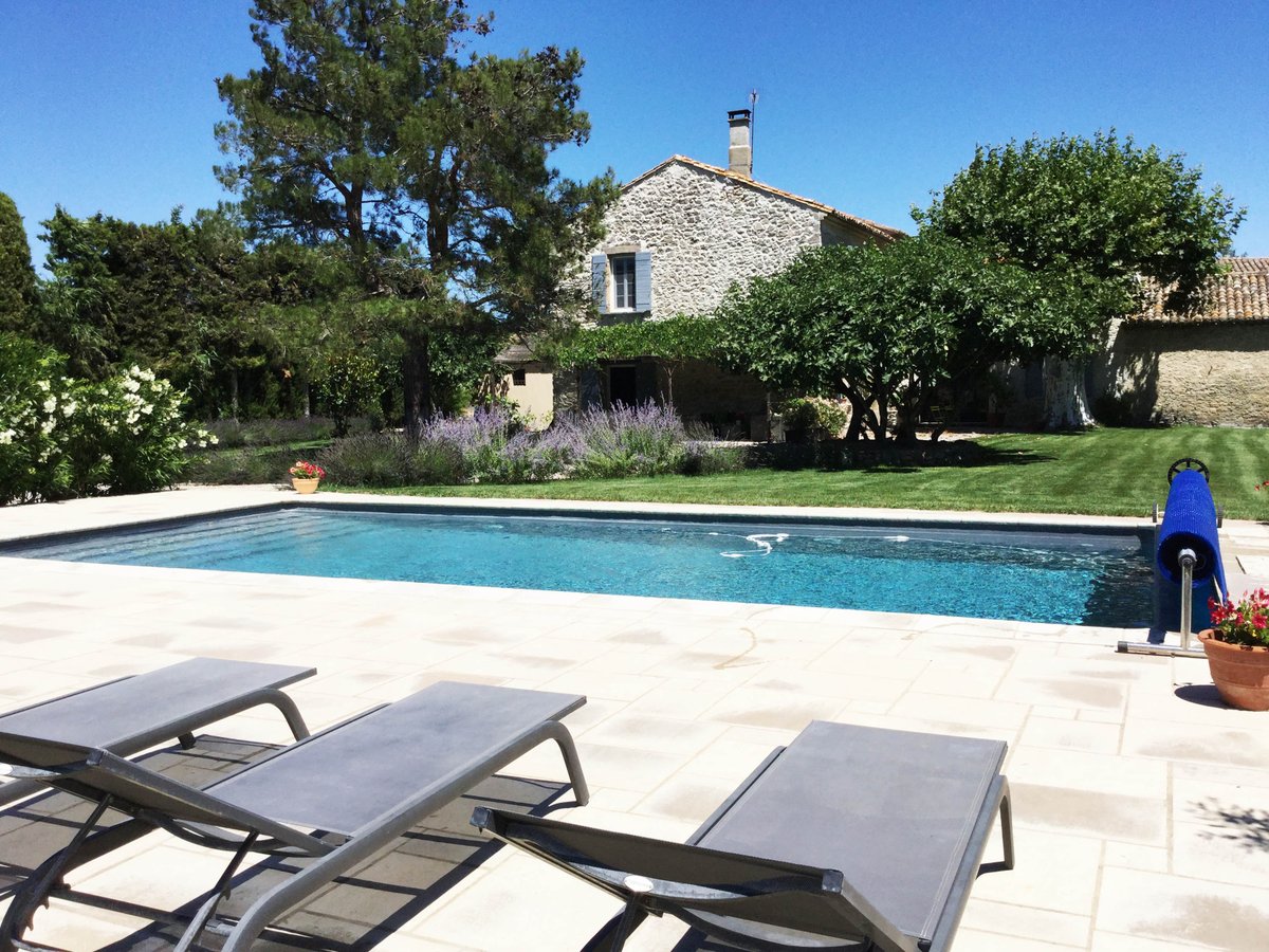 SejoursProvence's tweet photo. #Provence #location #vacances #mas #piscine #profiter #calme #farniente https://t.co/DI4nmph53g