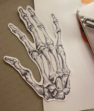 CCYD_Art's tweet photo. Today's art work of the day comes from our year 11 student Anwen Ellis. Anwen has produced these beautifully drawn figurative sketches for her GCSE coursework. Well done Anwen! 

@ccyd_school #BridgendBL #blendedlearning #art #year11 #wjec #artcoursework #drawing #coursework https://t.co/eQgGIti66J
