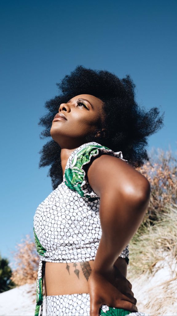Chichiliah's tweet photo. Y’all go follow @Iamashantimag on IG https://t.co/OcnOeUtj0T