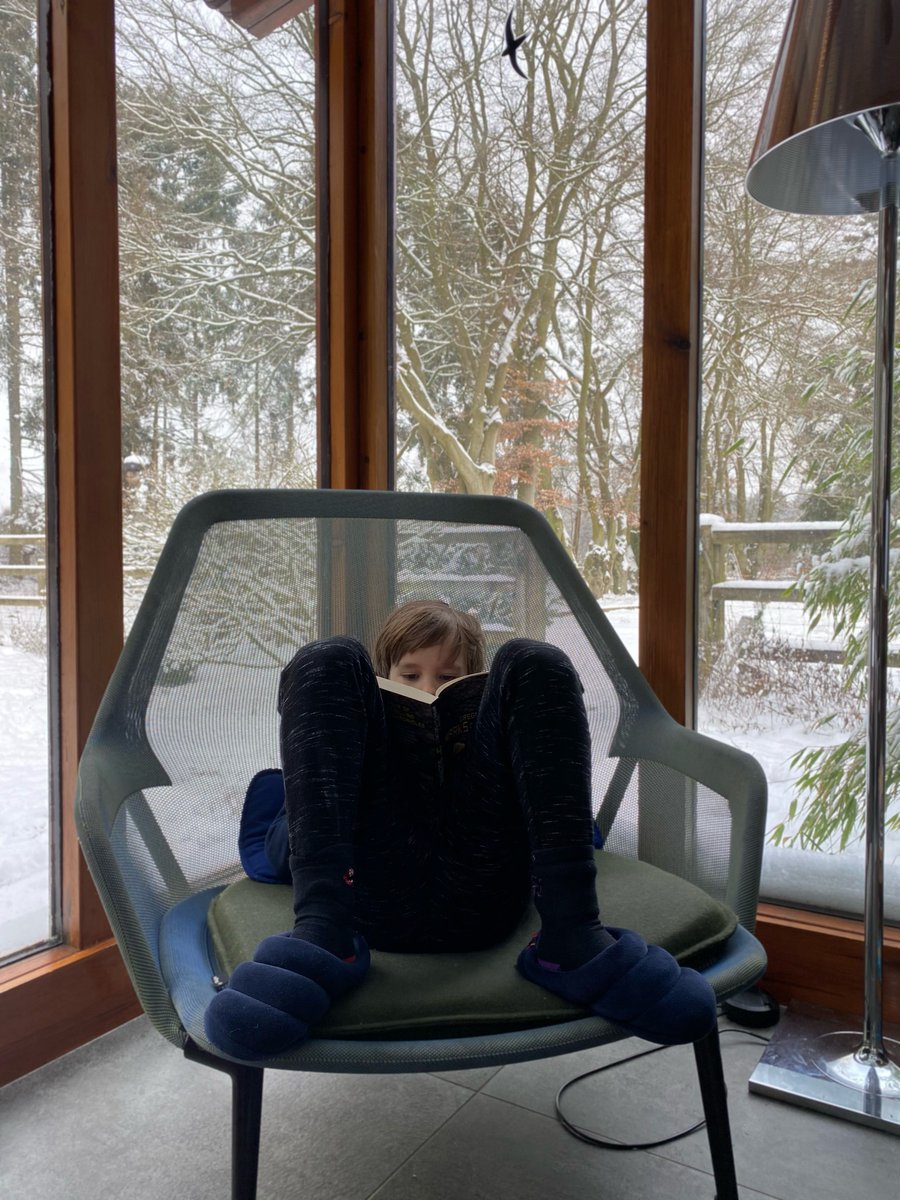 honestdesign's tweet image. Assume the position.... @DomusTiles @atrium_ltd  @vitra @flosworldwide #homeeducationuk #workingfromhome #honestdesign