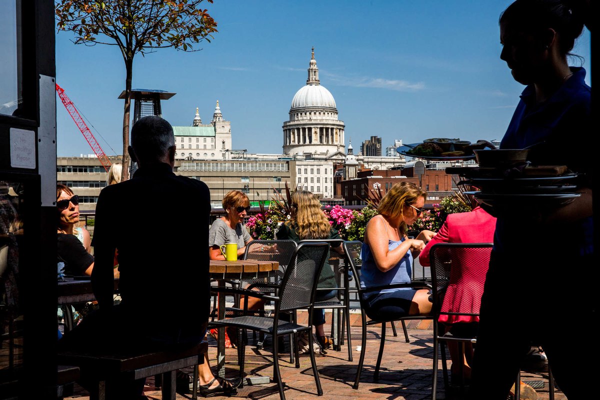 YoungsPubs's tweet photo. Very proud of our team at the @FoundersArms who have been voted one of the three best rated pubs in London by @threebestrated! Here's to opening our doors and enjoying the views in the not too distant future! 🍻🍻
#pub #award #london #pubswithviews #thames #hospitality #londonpub https://t.co/kHOzKdxtDo