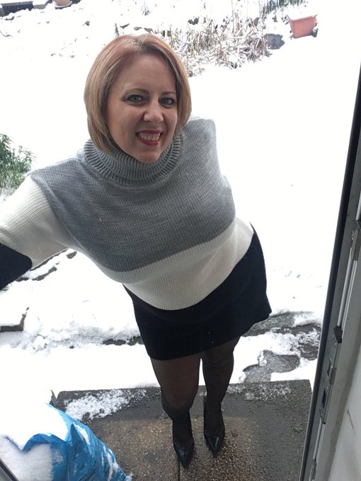 Snow day keeping warm #snow #lingerie #jumperdress https://t.co/tUZga6gWsl<a href="/tag/snow"class="tags">#snow</a><a href="/tag/lingerie"class="tags">#lingerie</a><a href="/tag/jumperdress"class="tags">#jumperdress</a>