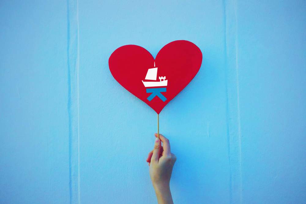 Dit jaar is het extra fijn om jouw lief eens goed in het zonnetje te zetten en te verrassen met een Valentijnscadeau. En hoe mooi is het om daarmee ook de lokale ondernemers te steunen? Allemaal liefde vind je hier: visitkampen.nl/nieuws/valenti…
#visitKampen #KoopLokaal