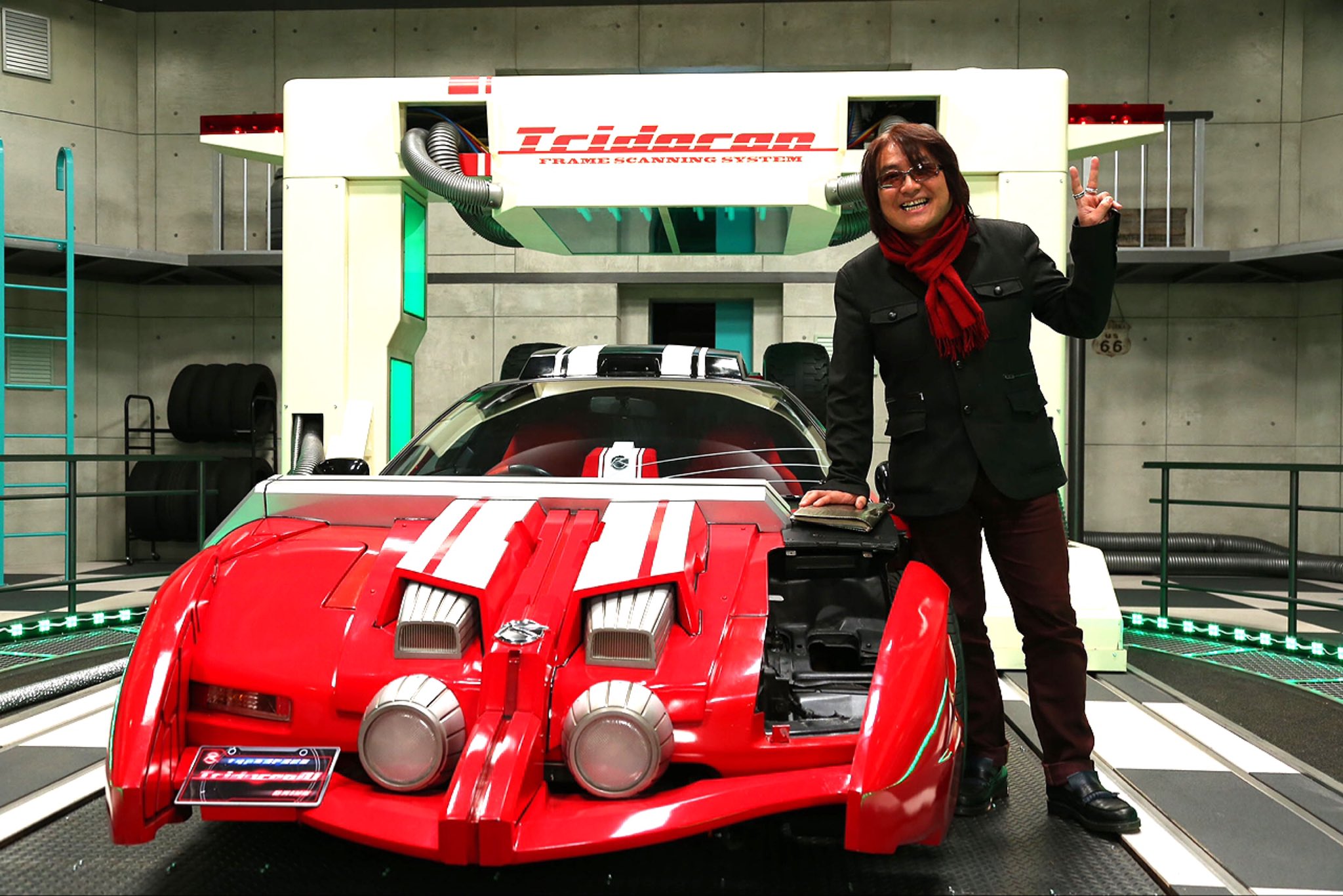 鈴村展弘 公式アカウント 車買ったよー ちょっと運転しにくそうだけどw みんな ひとっ走り付き合えよ パーツ買い足すと空飛べるってホント 公道走れない 実は年前の車 仮面ライダードライブ T Co Yetaeynvr3 Twitter