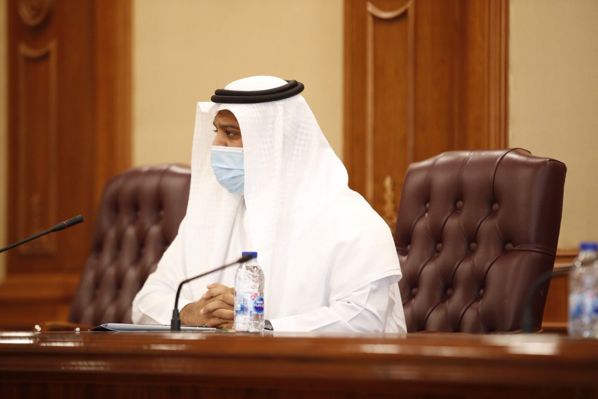 عميد شؤون الطلاب بــ #جامعة_طيبة د. عبدالرحمن الحربي خلال تكريم الطلبة المرشحين في #قمم:أبنائنا طلاب وطالبات #جامعة_طيبة المتقدمين لـ #برنامج_قمم هم من المتميزين والمتميزات وقيادات واعدة في المستقبل القريب عندما يخرجون لسوق العمل ويشاركون في نهضة البناء والتطور لهذا الوطن المعطاء