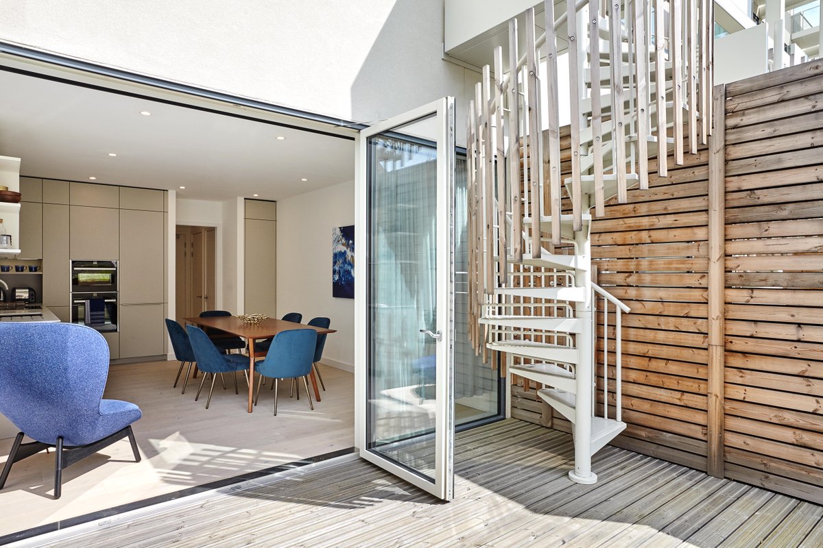 Live an affordably luxurious lifestyle at our new #GabrielSquare development in #StAlbans. 

#property #propertystyling #properties #propertydeveloper #propertydevelopment #londonproperty #propertyinvestment #MeyerHomes #livingroom #livingroomdeco #livingroominspo #interiordesign