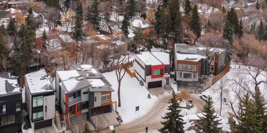 Coming soon to the Blog! We introduce you to the development of Slyvancroft Estates by <a href="/Beljandevt/">Beljan Development</a> . Sylvancroft is a community of custom-built homes set in the mature woodland along Groat Ravine. #yeg #yegre