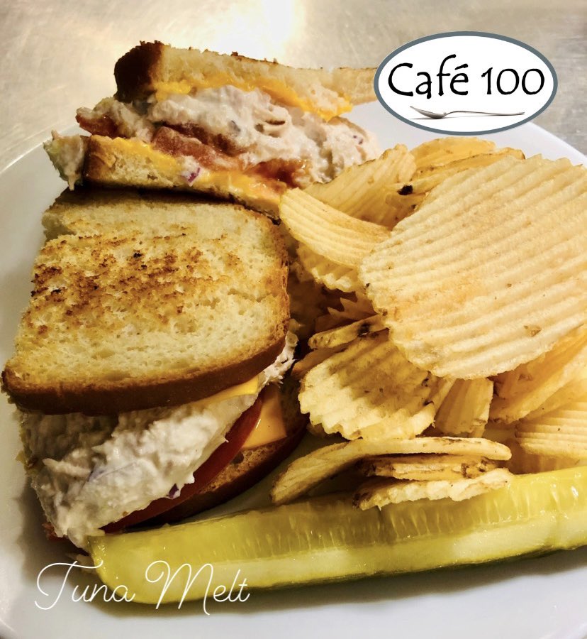 Cafe_100's tweet photo. MONDAY SPECIALS

•Chili
•Roasted Veggie &amp; Mozzarella Quiche
•Cheddar, Bacon &amp; Tomato Quiche
•Tuna Melt
•Blackened Salmon &amp; Pesto Cream Pasta

Come see us and #dinein or call 704-274-5932 for #takeout!

#breakfast #brunch #lunch #dessert #drinks https://t.co/gQ6BVqYyhd