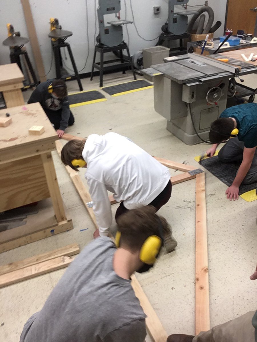 DanSchraeder's tweet photo. Shed rafter #1 is done! @schroederms_gf https://t.co/zg1IQH5A4p