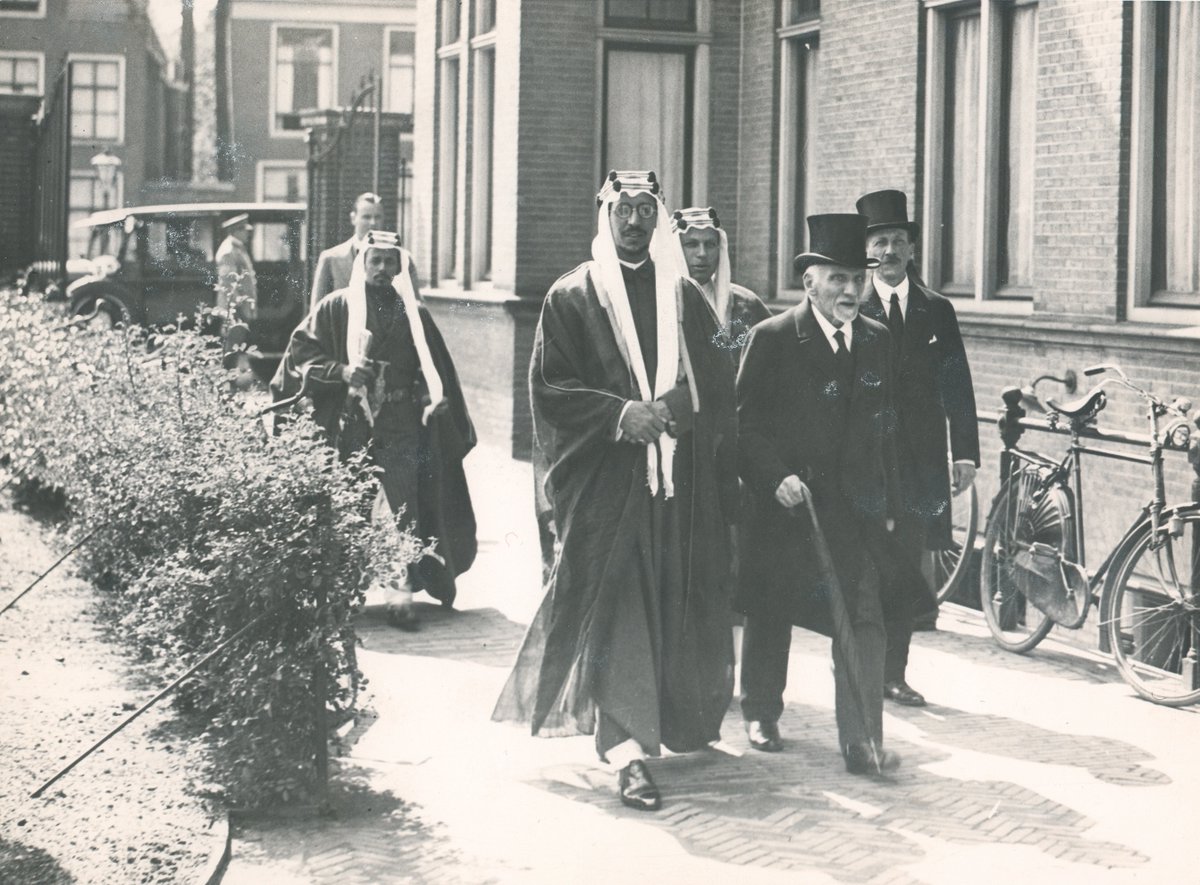 Hurgronje did claim to convert to Islam, even marrying two Muslim wives (native Javanese) and fathering five children. He went by the name ʿAbd al-Ghaffār. [pic of Hurgronje receiving Saudi Crown Prince Suʿūd b. ʿAbd al-ʿAzīz in Leiden in 1935]... END.