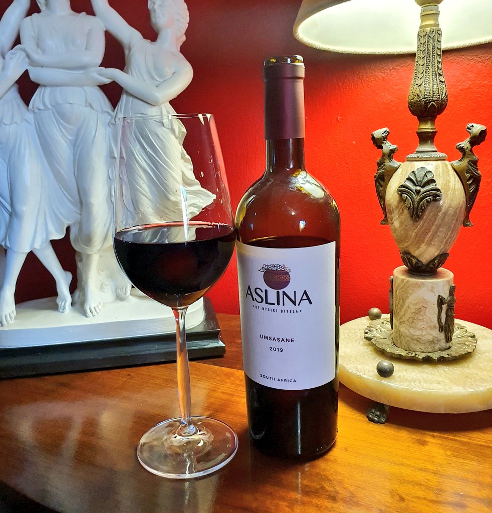 ChristoThurston's tweet photo. Tonight I am tasting a very special wine made by the first black female winemaker @Ntsiki_Biyela. The perfect wine to kickstart a relaxing evening. https://t.co/cI9nB22Nep