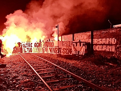 El Estadio del Bae | sportallarovescia.it/sar5/attualita…
Una nuova generazione di #ultras e attivisti si è rimessa in cammino a fianco del Bae.
Il 13 febbraio, alla presenza di amici di una vita, attivisti, ultras ed ex giocatori del VeneziaMestre verrà presentato ufficialmente il progetto