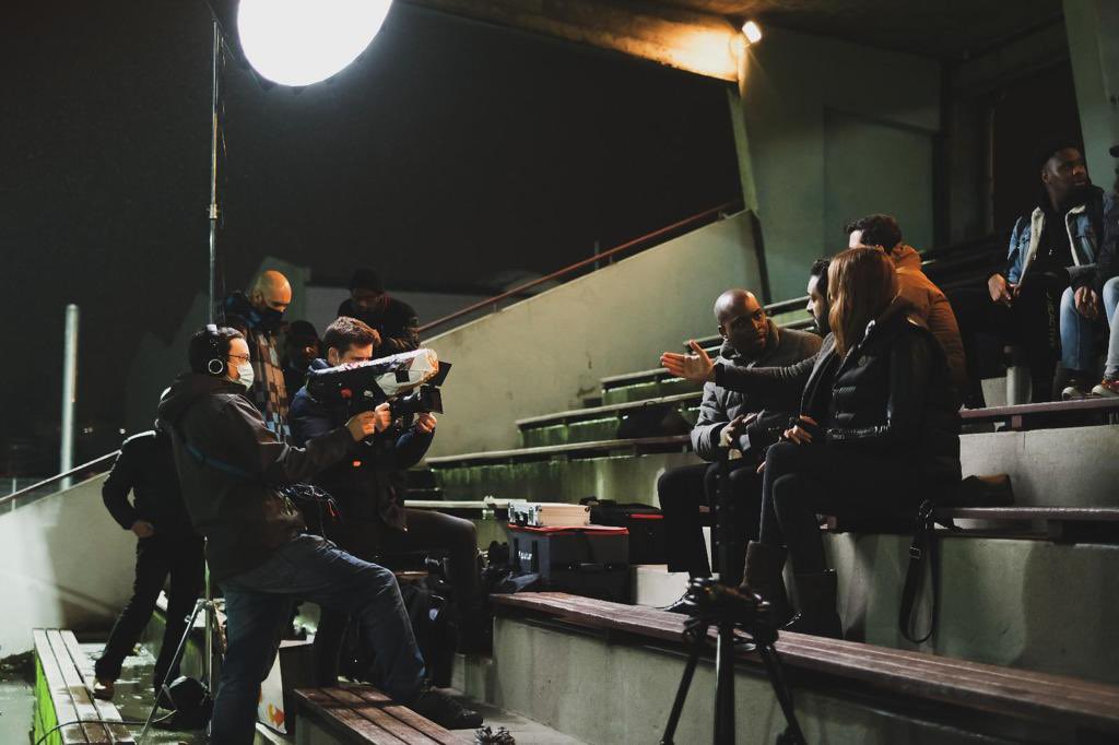 StephanTroussel's tweet photo. Ce week-end, aux côtés d’Abraham Touré et de son équipe lors d’un tournage du prochain court-métrage #Flashback, qui aborde le coming out dans le sport. Projet que le Département a soutenu dans l’appel à Agir IN Seine-Saint-Denis 2020. #LafabrikOrigin #BankallFilms #LaCourneuve https://t.co/QQB8vzMmzR