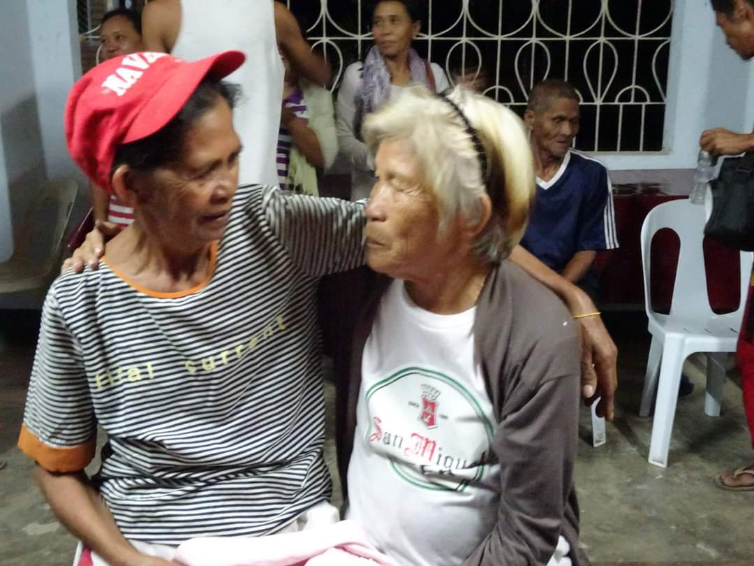 soltaule's tweet photo. Just learned this morning that Kidapawan farmers were acquitted of the charges filed against them in 2016. The farmers staged a protest asking for food when they were violently dispersed. These are our photos when we bailed out 70 of them. Thank you to the lawyers of UPLM! https://t.co/v19pdEae7b