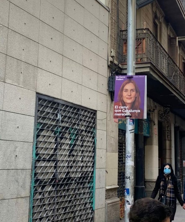dracdolot's tweet photo. Què fas @AdaColau? https://t.co/DBxgZpjNoR