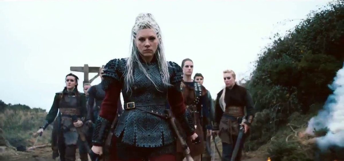 16. Katheryn Winnick dans Vikings.