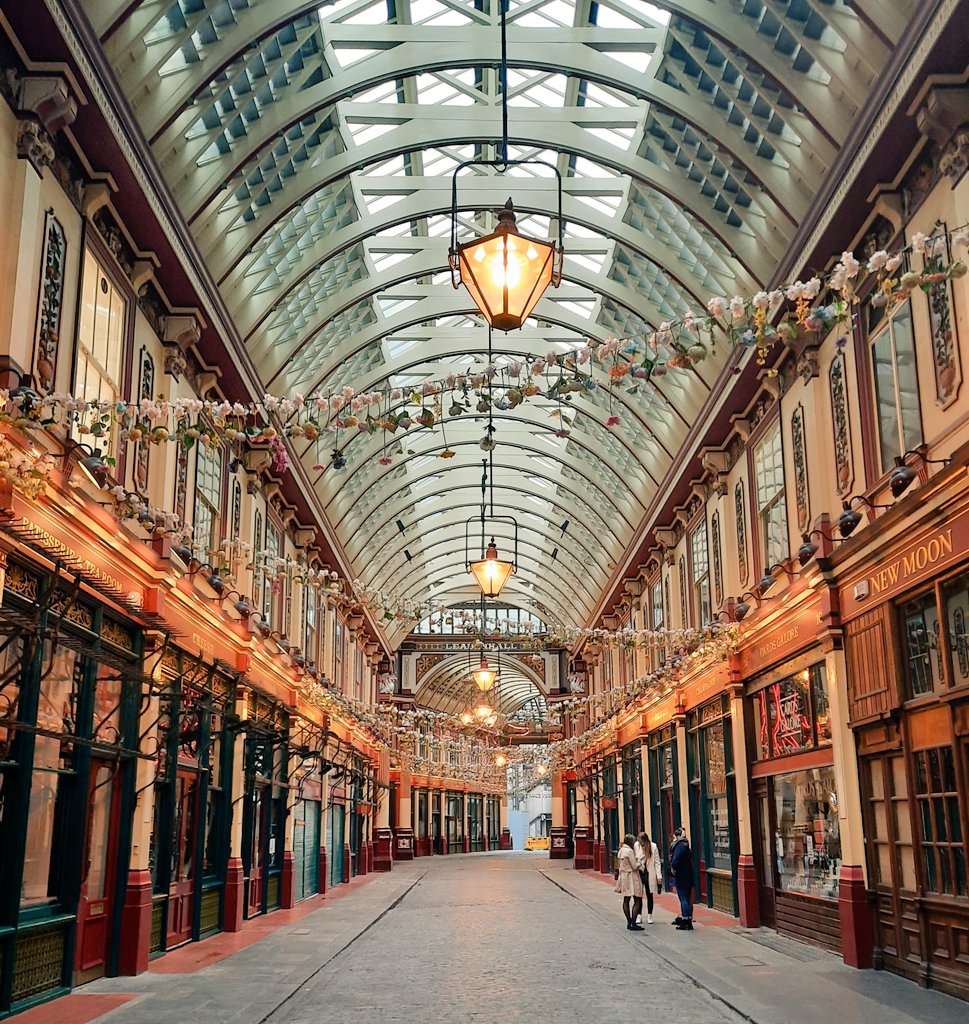 The magnificent Leadenhall Market.  In the early 1800s a Belgian goose, known as Old Tom, managed to escape slaughter. Market traders would feed him scraps and he became a familiar character at the market. He died in 1835 at the age of 37 and was given an obituary in The Times.